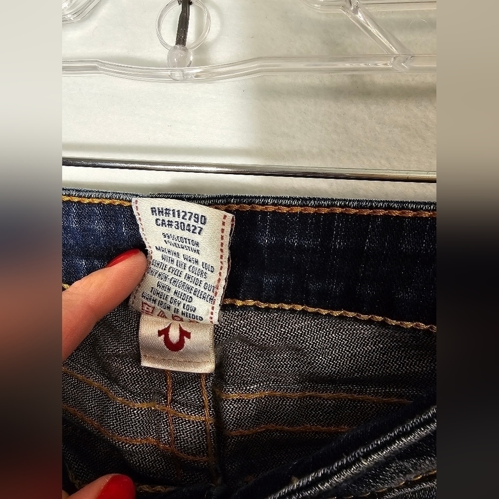 True Religion Sophie Distressed Denim Shorts Women's Size 26 - Picture 4 of 9